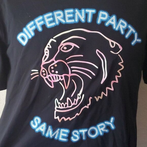 Zara Men's Large Different Party Same Story Tiger Reflective T-Shirt - Picture 5 of 8